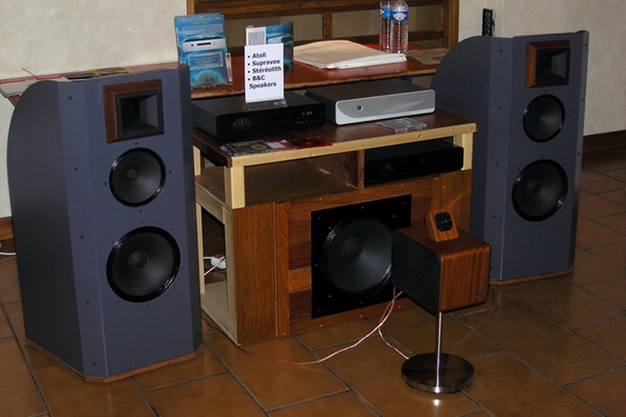 2006 - 03 - Salon HCFR - DIY 8.JPG